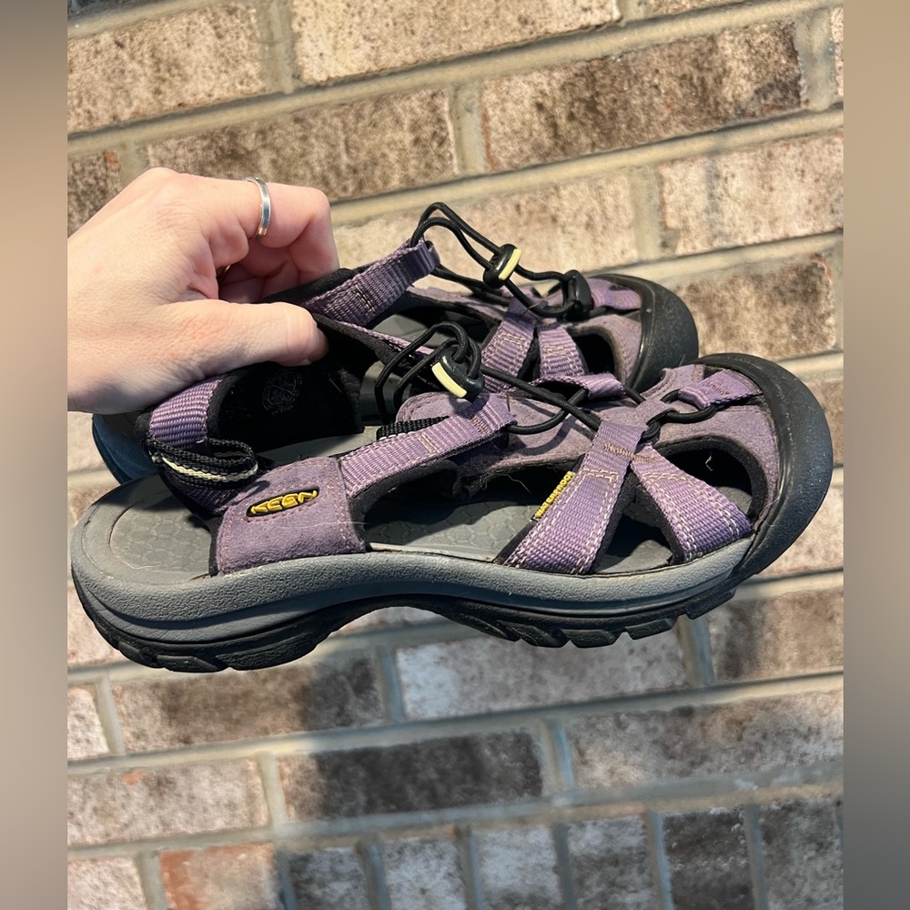 Keen Newport Land Hiking Water Shoes - Picture 3 of 8